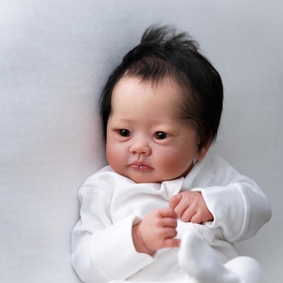 19 Inch Reborn Baby Doll Realistic Newborn with Rooted Hair Soft Cloth Body Gift - Picture 2 of 5